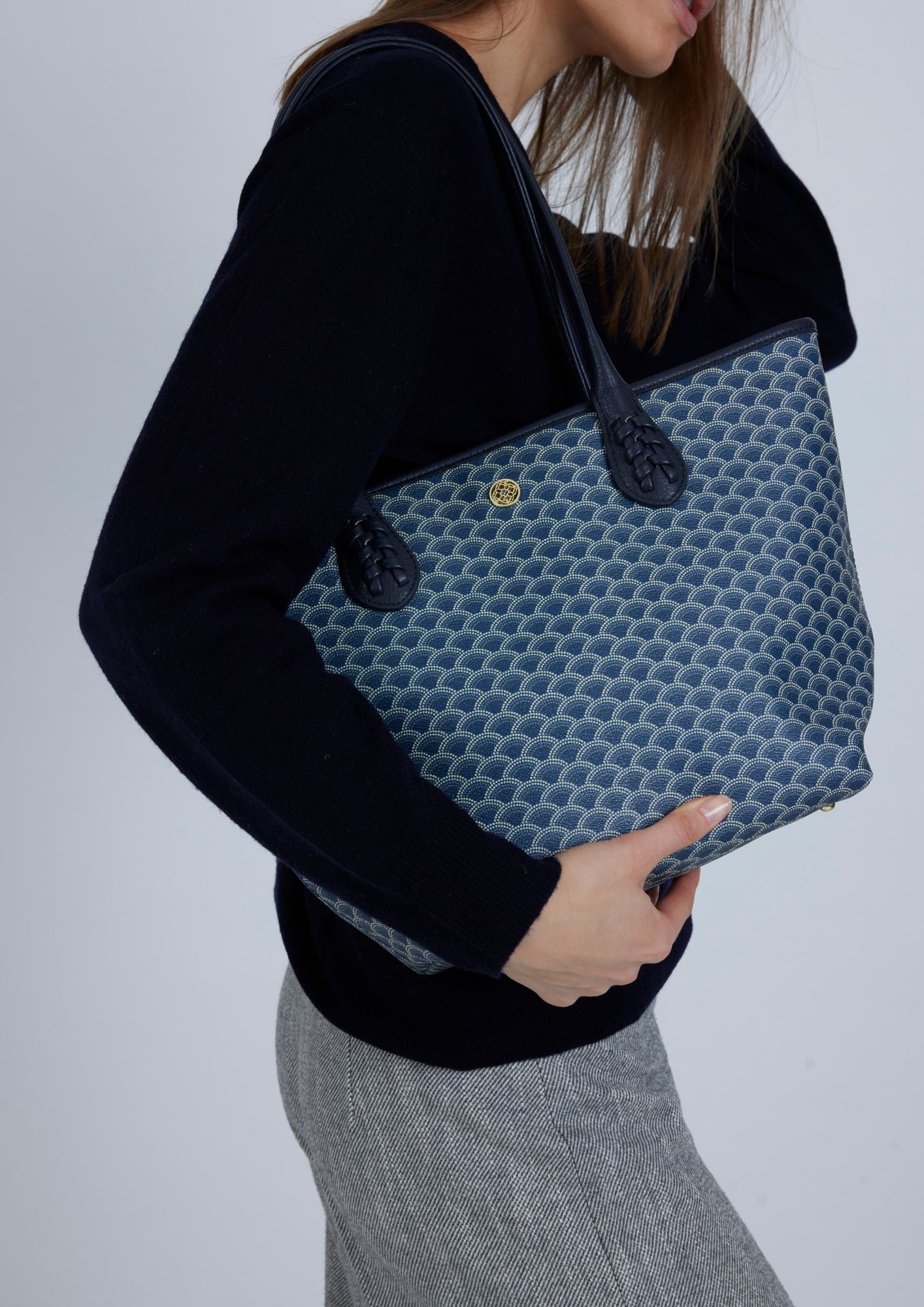 Handbag Kubu Midi Navy Blue
