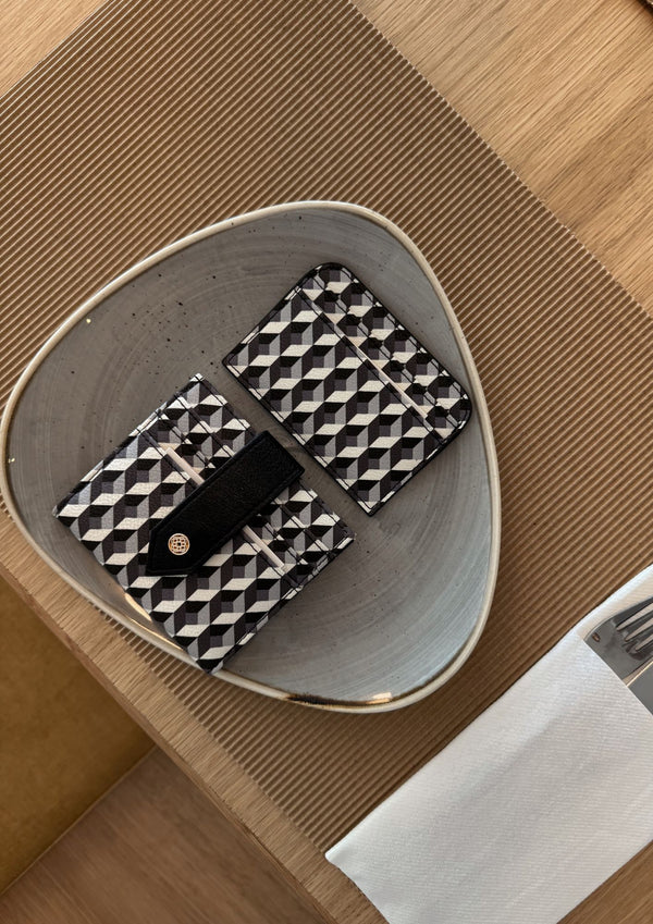 Card holder Born B&W Black