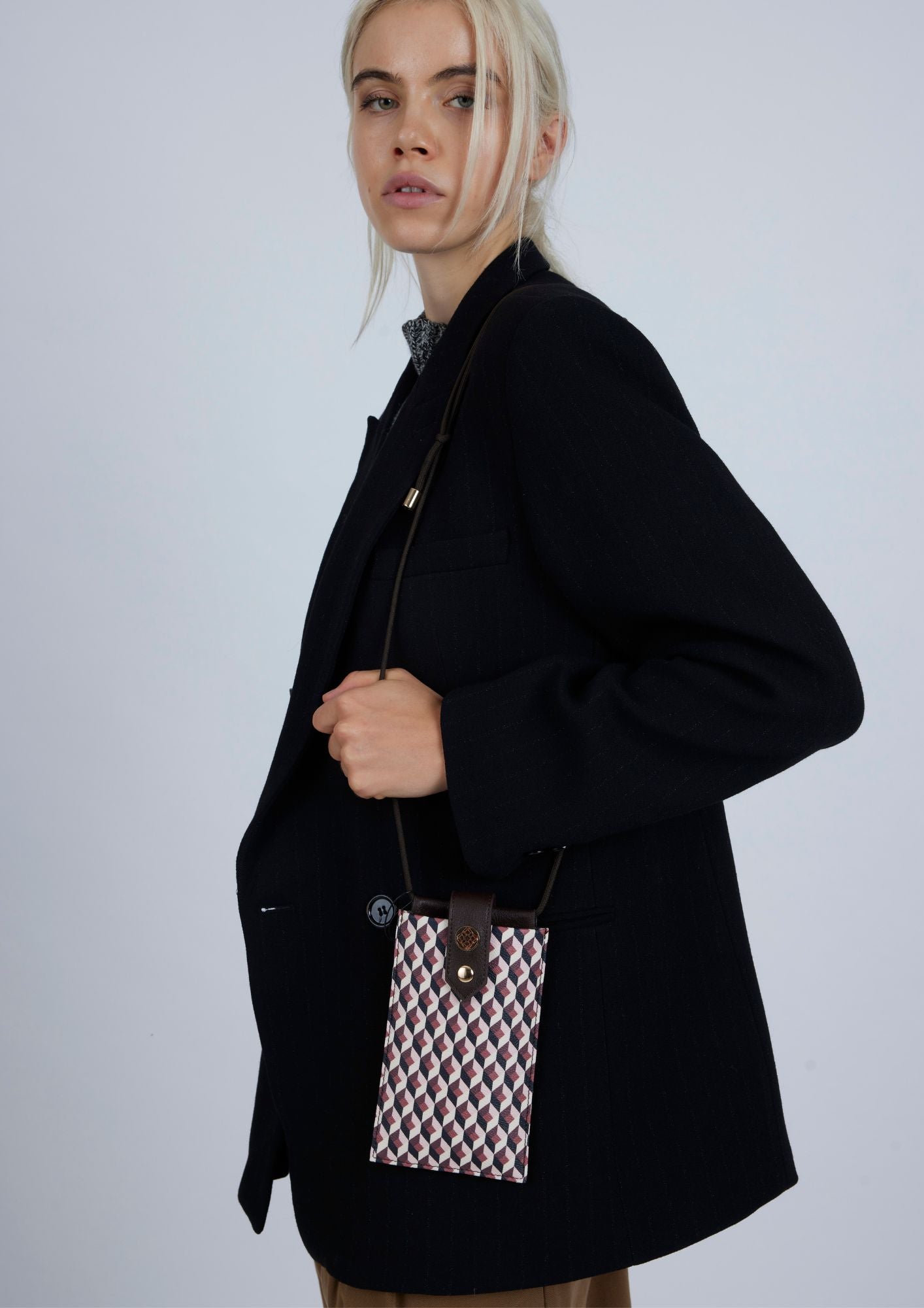 Mobile Case with zipper Born Cherry