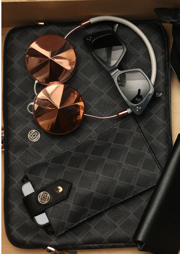 Mobile Case with Closure Kensington Dark