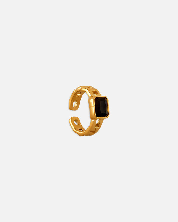 Women's ring with black stone
