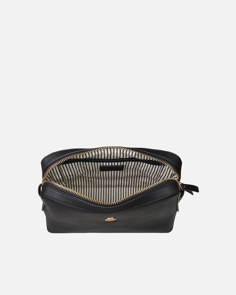 bolso negro bandolera abierto